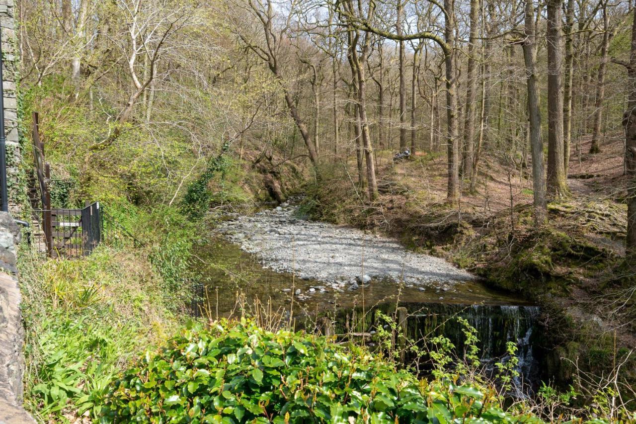 Tree Tops At The Falls - Great For Families, Central Location With Parking Ambleside Exterior foto
