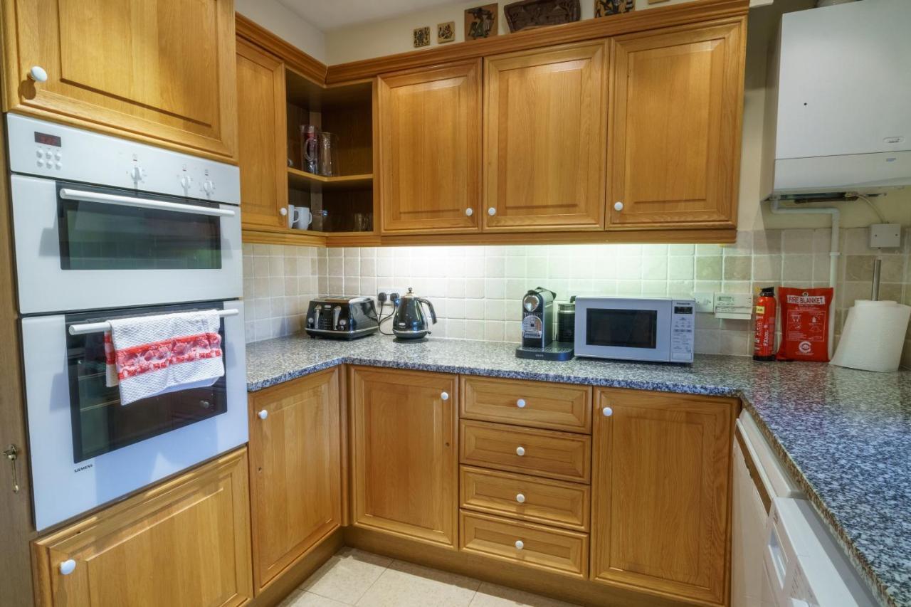 Tree Tops At The Falls - Great For Families, Central Location With Parking Ambleside Exterior foto